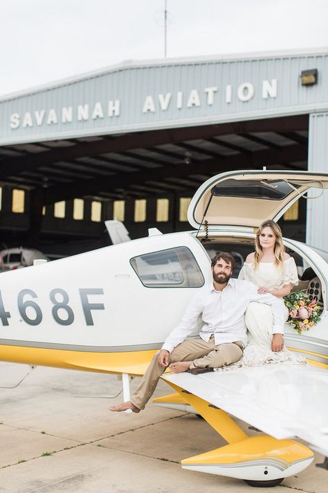 70’s vintage airplane hangar wedding inspiration Retro Wedding Ideas, Airplane Hangar Wedding, Aviation Wedding Theme, Airport Wedding, Hangar Wedding, Airplane Wedding, Safe The Date, Aviation Wedding, Airplane Hangar