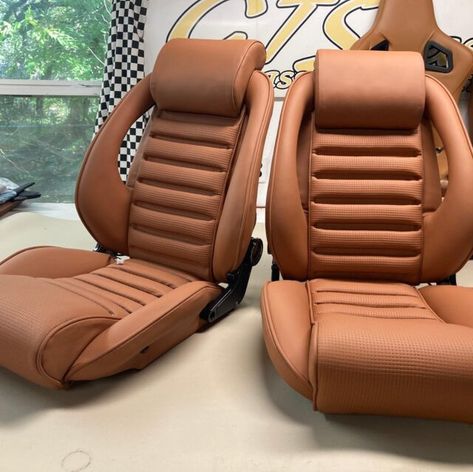 Classic Car Interior Ideas, Classic Car Interior Design, Custom Car Upholstery, Custom Car Interior Upholstery, Muscle Car Interior, Inside Decor Ideas, Recaro Car Seat, Hotrod Interior, Car Seat Upholstery