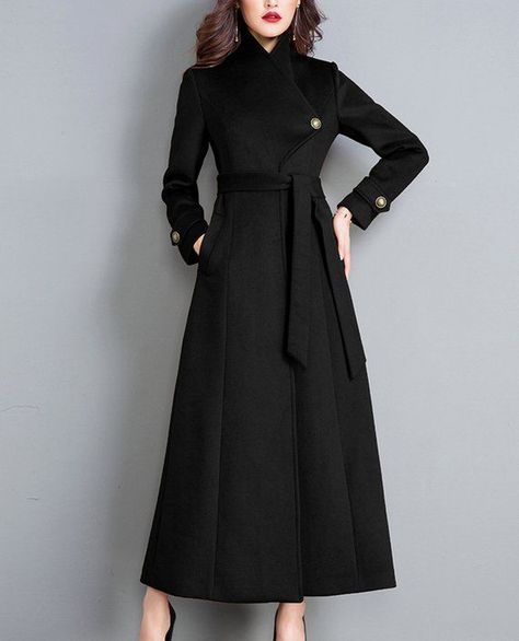 21fe5b8ba755eeaece7a450849876228desc43145378ri Black Winter Coat Outfit, Black Coat Dress, Winter Coat Dress, Mode Mantel, Cozy Coats, Coat Women Fashion, Mode Abaya, Wool Coat Women, Grey Coat