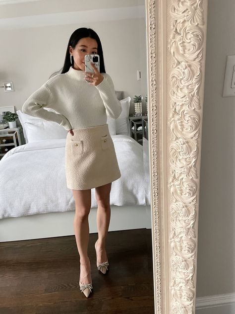 holiday luncheon outfit inspo // cream tweed mini skirt j.crew White Tweed Skirt Outfit, Tweed Skirt Outfit Winter, Tweed Mini Skirt Outfit, Cream Skirt Outfit, Tweed Skirt Outfit, Mini Skirt Outfit Winter, White Tweed Skirt, Short Black Skirt, Extra Petite