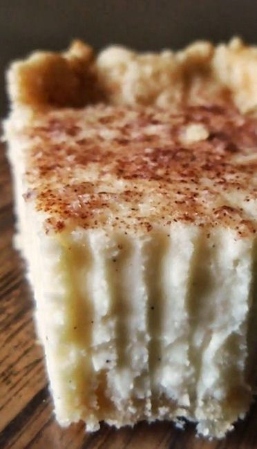 Vanilla Bean Cream Pie ~ Says: Yep, this pie is truly tasty. Though there are no… Vanilla Bean Cream, Bean Pie, Butter Cinnamon, Vanilla Recipes, Pie Pie, Delicious Pies, Cakes And Pies, Pies And Tarts, Eat Dessert First