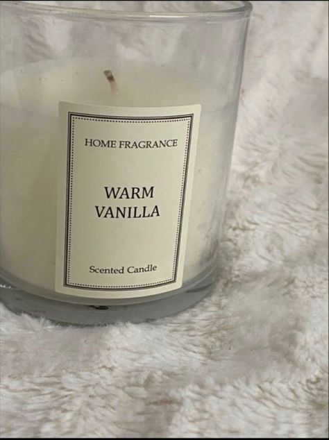 #candles #vanilla #vanillagirlaesthetic Vanilla Aesthetic Scent, Vogue Aesthetic, Pink Pinterest, Vanilla Scented Candles, Vanilla Milk, Aesthetic Clean, Vanilla Candle, Cream Aesthetic, Crayon Box