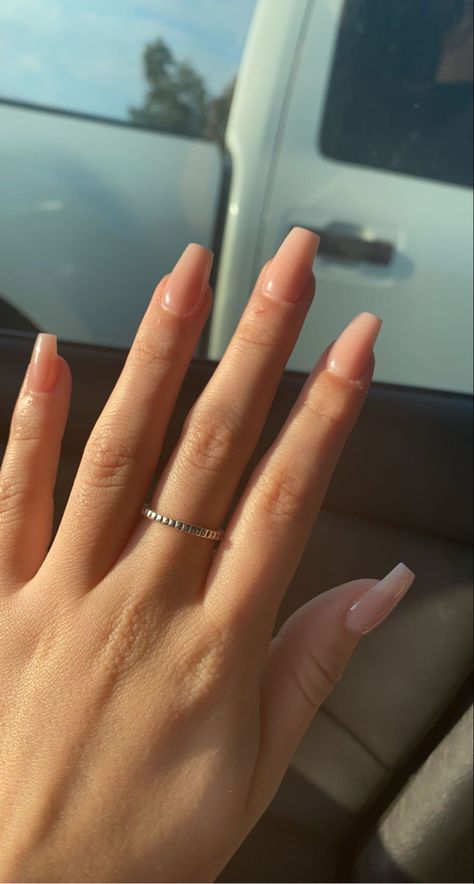 Tan Color Acrylic Nails, Peachy Nails Aesthetic, Nice Basic Acrylic Nails, Light Tan Nails Acrylic, Light Beige Nails Acrylic, Simple Peach Nails, Acrylic Nails Tan Skin, Neutral Peach Nails, Basic Nude Acrylic Nails