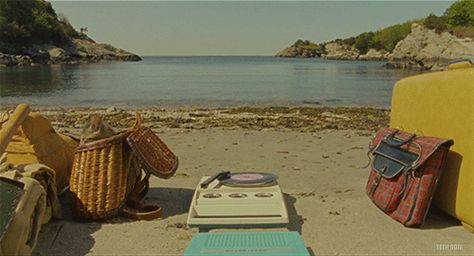 A place I'll feel contented in and photography I'd enjoy Wes Anderson Color Palette, Deco Surf, Wes Anderson Style, Jessica Hische, Wes Anderson Movies, Wes Anderson Films, Moonrise Kingdom, Skiathos, Tilda Swinton