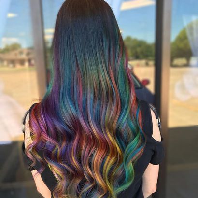 16 Ways to Wear The Oil Slick Hair Color Trend Oil Slick Hair Color, Oil Slick Hair, Slick Hair, Lighter Hair, Blonde Hair With Bangs, Multicolored Hair, Hair Color Techniques, Hair Trend, Oil Slick