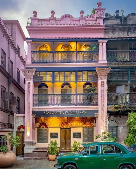 Calcutta Bungalow, Kolkata Houses, Houses Drawing, North Kolkata, Heritage Building, Hampi, Local Design, Old World Charm, Couple Art