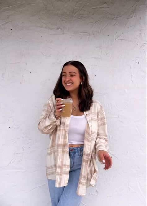 Cream Flannel Outfit, Beige Flannel Outfits, Coffee Pose, White Flannel Outfit, Aesthetic Flannel, Neutrals Aesthetic, Night Reception, Flannel Outfits Fall, Flannel Outfit