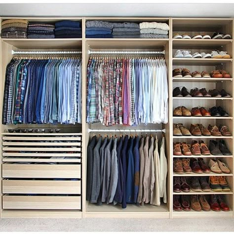 Feeling inspired. #goals ( via @sydneymensstyle) (at Snapchat:... Organized Closet, Bedroom Cupboards, Dream Closet Design, Colour Hallway, Walk In Closet Design, Closet Design Layout, Entrance Modern, Diy Wardrobe, Closet Layout