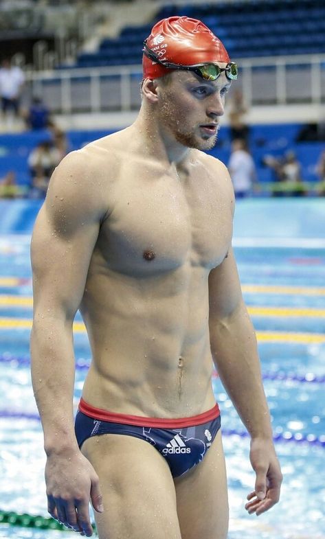 Swimmers Body Male, Swimming Pool Exercises, Male Swimmers, Female Swimmers, Best Swimmer, Ripped Body, Guys In Speedos, Lycra Men, Men’s Health