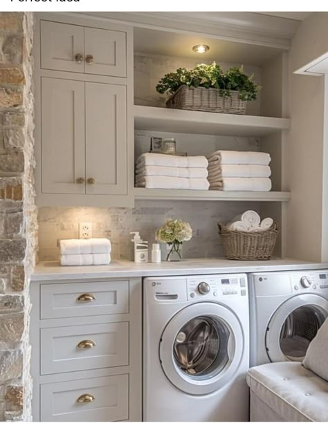 Laundry Room Decor Ideas, Laundry Room Design Ideas, Dream Laundry Room, Laundry Room Renovation, Laundry Ideas, Laundry Room Inspiration, Laundry Room Remodel, Laundry Room Diy, Small Laundry