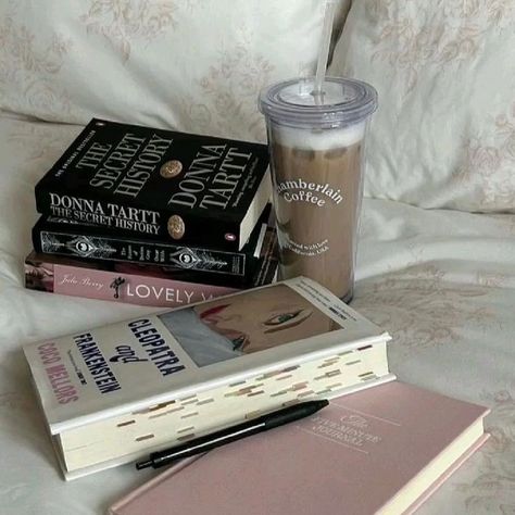 Back To University, Reading Motivation, Book Annotation, The Secret History, Girl Reading, Studying Inspo, Coffee And Books, School Motivation, Amazon Kindle