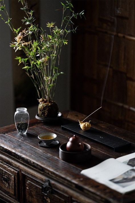 Incense Aesthetic, Chinese Tea House, Wabi Sabi Japanese, Aesthetic Interior Design, Chinese Wallpaper, Colonial Interior, Aesthetic Interior, Slow Lifestyle, Relax Your Mind