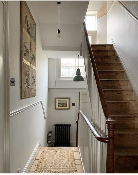 Tile Hallway Floor, Tiled Hallway Floor, Carpentry Details, Cottage Hallway, Stairway Carpet, Staircase Landing, Victorian Terraced House, Victorian Terrace House, Tiled Floors