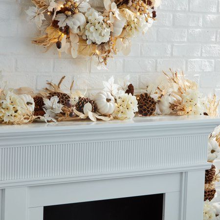 Fall Fireplace Garland Diy, Magnolia Garland Mantle Fall, Fall Mantle Decor White Pumpkins, White Fall Wreath, Harvest Garland, Fall Leaf Garland Fireplace, Fall Fireplace Decor Mantles, White Fall Decor, Living Room Decor Fall