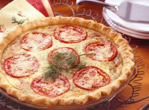 Cheese Brunch Quiche, Convection Oven Recipes, Tomato Quiche, Onion Quiche, Cheese And Tomato, Quiche Recipes Easy, Cheese Tomato, Cheese Quiche, Tomato Pie