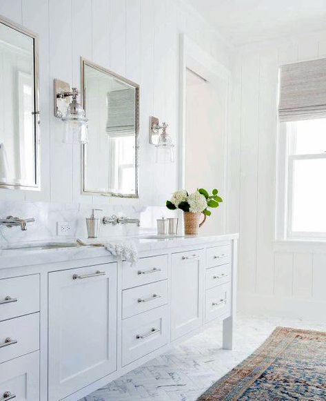 White Bathrooms With Silver Accents And Polished Chrome Fixtures Beautiful Master Bathrooms, White Vanity Bathroom, Bathroom Windows, Amber Interiors, Bathroom Renos, Traditional Bathroom, Bathroom Remodel Master, Beautiful Bathrooms, White Bathroom