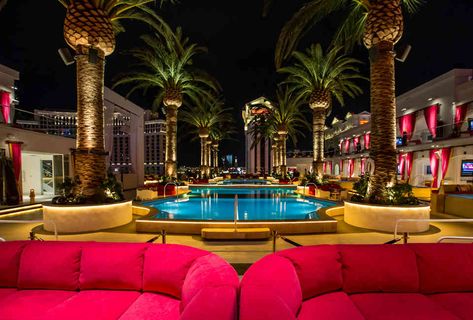 Reasons The Cromwell is Vegas's coolest hotel - The Cromwell Las Vegas - Thrillist Las Vegas, Best Las Vegas Hotels, Flamingo Hotel, Pool At Night, Las Vegas Boulevard, Unusual Hotels, Vegas Hotels, Las Vegas Resorts, Casino Hotel