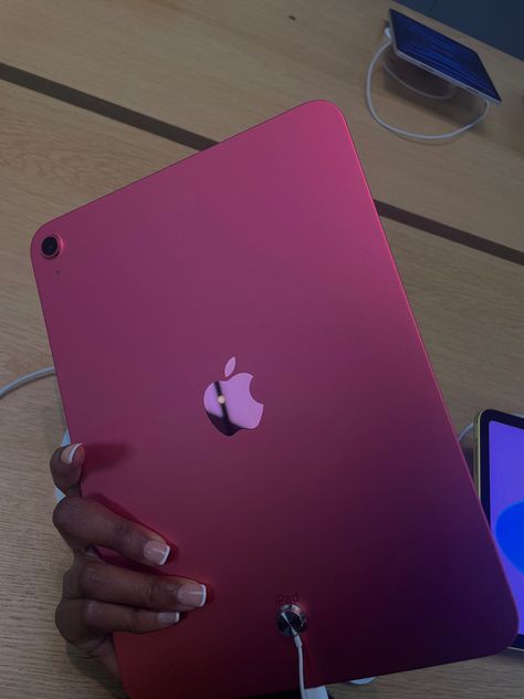 Hot Pink School Aesthetic, New Pink Ipad, Ipad Pics Aesthetic, Pink Ipad Asthetic, Apple Products Pink, Pink I Pad Aesthetic, Ipad Generation 10, Hot Pink Girly Aesthetic, New Ipad Aesthetic