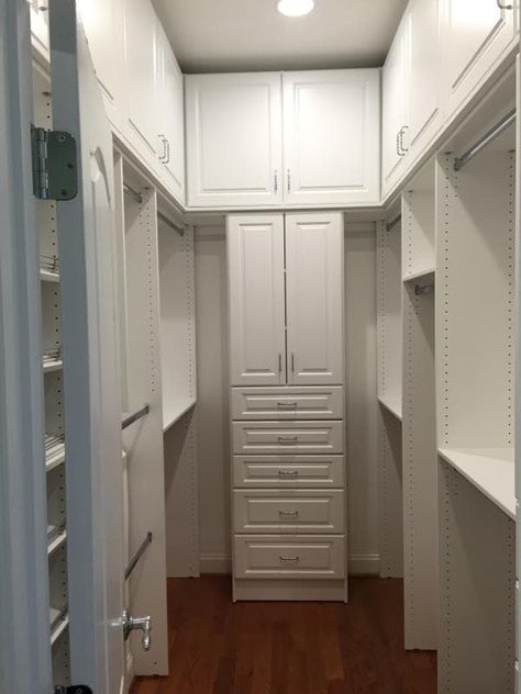 Walk In Closet Dimensions: A Design Idea for Every Shape and Size | Closet America 6 X 6 Walk In Closet Ideas, 6 X 6 Closet Design, 5 X 5 Closet Layout, 8 X 10 Closet Layout, 5ft Wide Walk In Closet, 7x14 Walk In Closet, 11 X 7 Walk In Closet, U Shape Walk In Closet Ideas, 4 Ft Wide Walk In Closet