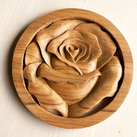 Pin by artefactos on talla in 2022 | Wood carving art, Wood spoon carving, Pottery sculpture Carving Pottery, Bois Intarsia, Wood Carving Art Sculpture, Carved Wooden Animals, Wood Spoon Carving, Simple Wood Carving, Wood Art Design, Wood Jewelery, Wooden Roses