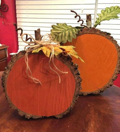 Wood Decorations, Teen Crafts, Fall Wood Crafts, Pumpkin Activities, Wood Slice Crafts, Dekor Diy, Wooden Pumpkins, Fall Deco, Fall Craft