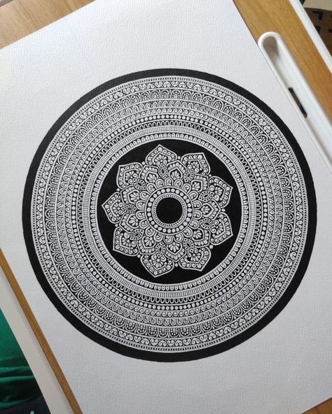 Shruti Patil on Instagram: "It is only when we are no longer fearful that we begin to create . . . . . . #art #artwork #artistsoninstagram #artist #instagood #instagram #mandala #mandalaart #mandalalove #mandaladrawing" Best Mandala Art Design, Mandela Art Easy Mandala Design, Mandala Sketch Simple, Mandala Art Simple Design, Cute Mandala Art, Small Mandala Art, Mandala Art Patterns, New Mandala Art, Mandala Art Ideas