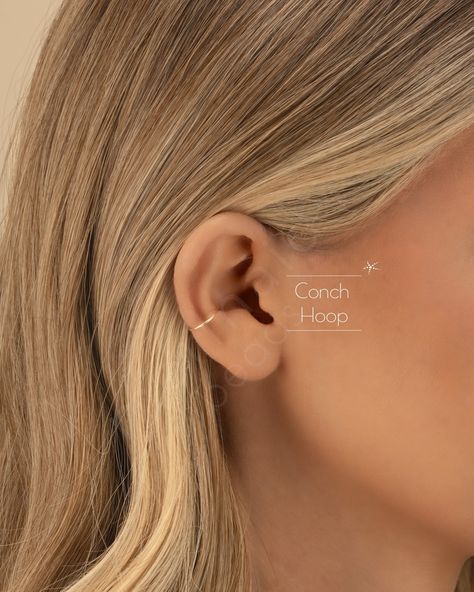 Gold Hoop Conch Piercing, Conch Hoop Jewelry, Conch Piercing Hoop, Conch Hoop, Earring Cartilage, Piercing Inspo, Conch Earring, Earrings Rose Gold, Conch Piercing