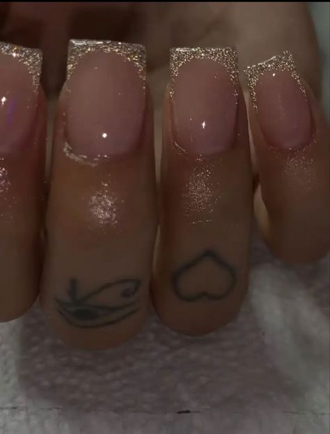 Sweet 16 Birthday Nails Short, Sweet 16 Nail Ideas Short, Nude Baddie Nails Short, Bday Nails Ideas Short, Sweet 16 Nails, Euphoria Nails, Bday Nails, Acrylic Nails Nude, Birthday Fit