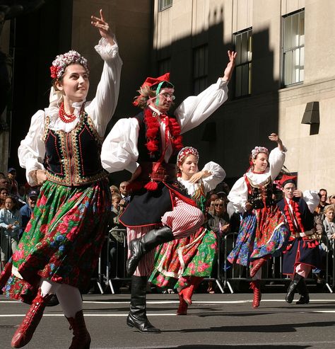 dancing+polonia | Already have an account? Log in now Poland Costume, Polish Traditional Costume, Polish People, Polish Clothing, Polish Traditions, Slavic Folklore, Ukrainian Dress, Highland Wedding, Shall We Dance