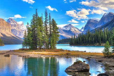 Jigsaw Pictures, Spirit Island, Landscape Pics, Live Drawing, Maligne Lake, Jasper National Park, Landscape Art Painting, Bavaria Germany, Canadian Rockies