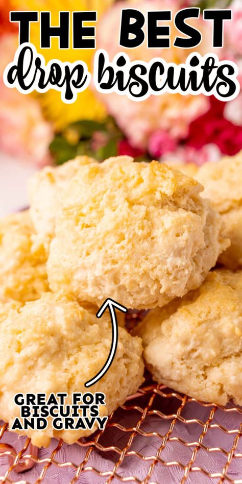 These easy drop biscuits are so good! They just take minutes to make and are great as a side or as a bun for a breakfast sandwich! Easy Drop Biscuit Recipe, Quick Biscuit Recipe, Drop Biscuit Recipe, Homemade Drop Biscuits, Dinner Biscuit, Quick Biscuits, Easy Drop Biscuits, Drop Biscuits Recipe, Homemade Biscuits Recipe