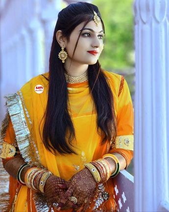 Jay Aadivasi Photo, Kirti Suresh, Neon Photoshoot, Rajasthani Dress, Glitter Makeup Looks, Bridal Makeup Images, Makeup Images, Best Bridal Makeup, Bride Photography Poses