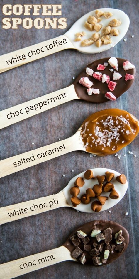 Hot Chocolate Spoons, Diy Hot Chocolate, Drink Party, Hot Chocolate Gifts, Chocolate Spoons, Chocolate Drink, Coffee Spoons, Starbucks Drink, Drink Photography