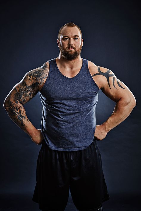 Picture of Hafþór Júlíus Björnsson 남성 근육, World's Strongest Man, Muscle Bear, Bear Men, Big Muscles, Human Poses Reference, Human Poses, Men's Muscle, Muscular Men