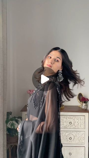 Swati Rathi ||Fashion influencer on Instagram: "Link in “link 1” highlight ♥️✨🤍.
.
.
.
.
Quality:10/10
Fit:9/10
Size small
Highly highly recommend 
.
.
.
.
.
.[Pearl cape,meesho finds,meesho ,wedding wear,saree,wedding outfits,wedding dresses]
.
.
.
.
#meesho #wedding #celebritylook #weddingwear #meeshofinds #meeshofashion #cape #pearlcape" Wedding Bollywood Pre-draped Saree With Cape Sleeves, Bollywood Style Pre-draped Saree For Navratri With Cape Sleeves, Pearl Cape Saree, Bollywood Style Designer Cape Sets, Saree With Cape, Bollywood Cape Sets With Dupatta, Meesho Saree, Pearl Saree, Pearl Cape