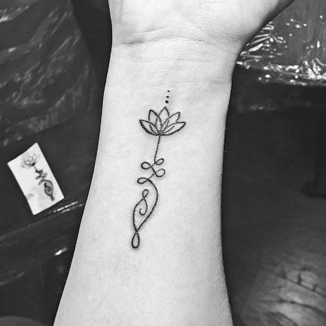 Wildflowers Tattoo, Yoga Tattoos, Lotus Tattoo Design, Unalome Tattoo, Shape Tattoo, Muster Tattoos, Wrist Tattoo, Friend Tattoos, Pattern Tattoo