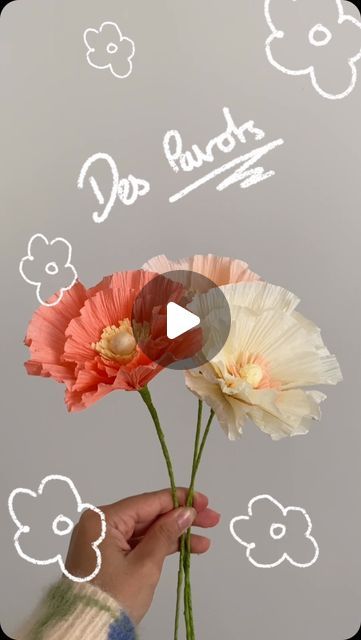 Diy Tissue Flowers, How To Make Small Flowers, Diy Anniversaire, Décoration Diy, Faux Bouquet, Diy Fleur, Anniversaire Diy, Tissue Flowers, Fleurs Diy