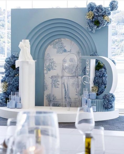 We're swooning over the adorable details of this blue Christening celebration 💙 created by Sydney-based event stylist @belle_events_syd!

#blueeventtheme #eventdecor #eventdesign #christening #babyshower #eventplanning #onlineeventcourse #eventmanagement #eventstylist #theinstituteforeventmanagement Snoopy Baby Shower, Christening Decorations, Bridal Shower Balloons, Event Stylist, Baby Dior, Easy Backdrops, Baby Room Inspiration, Boy Decor, Baby Themes