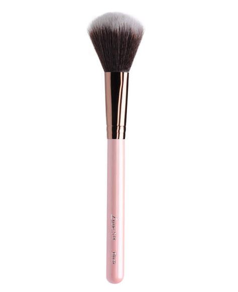 Superstay Maybelline, Brush Png, Makeup Brushes Guide, Makeup Hacks Tutorials, Face Makeup Brush, Maybelline Makeup, Gold Beauty, Makeup Must Haves, Blush Brush