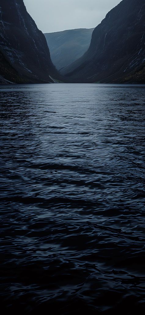 Water Wallpaper Hd, Ocean Water Wallpaper, Realistic Hair Drawing, Water Wallpaper, Dark Ocean, Nature Iphone Wallpaper, Dark Landscape, Night Scenery, Pretty Landscapes