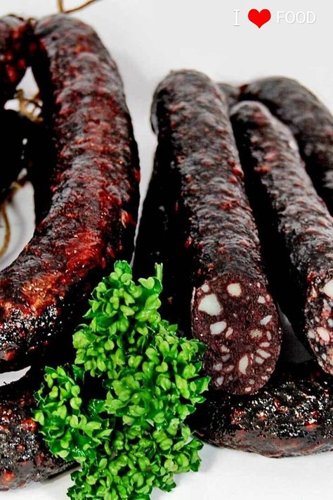 Traditional Chinese Food, German Sausage, Blood Sausage, Chocolate Strawberries, Sausage Recipes, Sausages, Grocery List, Food App, Food Waste