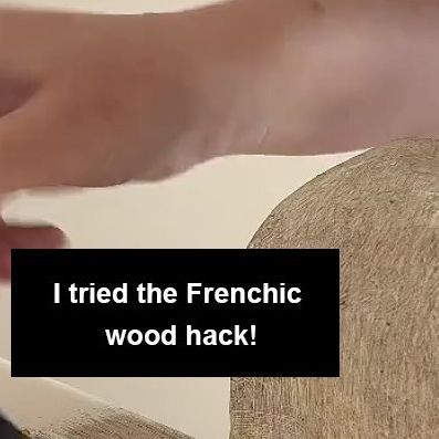 Frenchic Paint ❤️ on Instagram: "Create a faux wood look with this dynamic product duo. 🤩 That's right! Our infamous paint hack isn't just for lightening and reviving wooden beams. 🤍🌾 Frenchic Fan Lou (over at @loushomelife) shows us how easy it is to give your bannister a more 'au natural' look using our classic cream shade 'Crème de la Crème' from the self priming and self sealing The Lazy Range, along with our 'Browning Wax' to add that aged, rustic look to the paint. ℹ️ Did you know? Fren Frenchic Paint Wood Effect, Frenchic Cool Beans, Frenchic Browning Wax Stairs, Frenchic Browning Wax Hack, Frenchic Paint Furniture, French Chic Paint, Faux Wood Paint, Painted Beams, Frenchic Paint