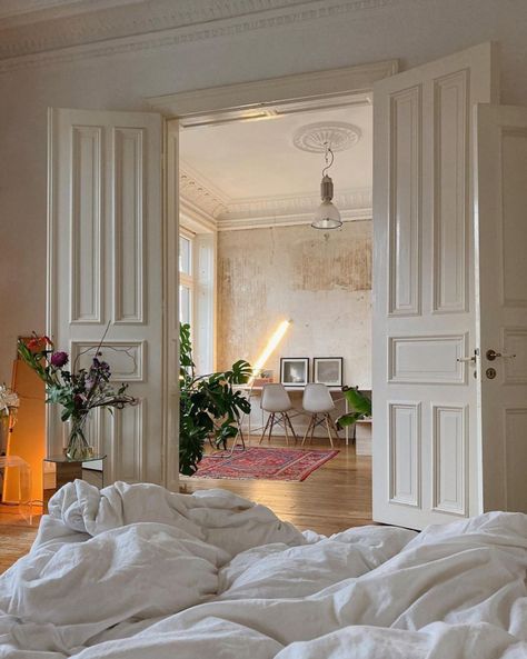 French Inspired Home, Dream Apartment, Scandinavian Home, Crown Molding, Dream Rooms, My New Room, House Inspo, Dream Home Design, Inspired Homes