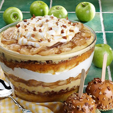 Desserts Potluck, Caramel Apple Trifle, Trifle Bowl Recipes, Cake Trifle, Cheesecake Banana, Punch Bowl Cake, Pudding Banana, Cheesecake Easy, Trifle Recipes