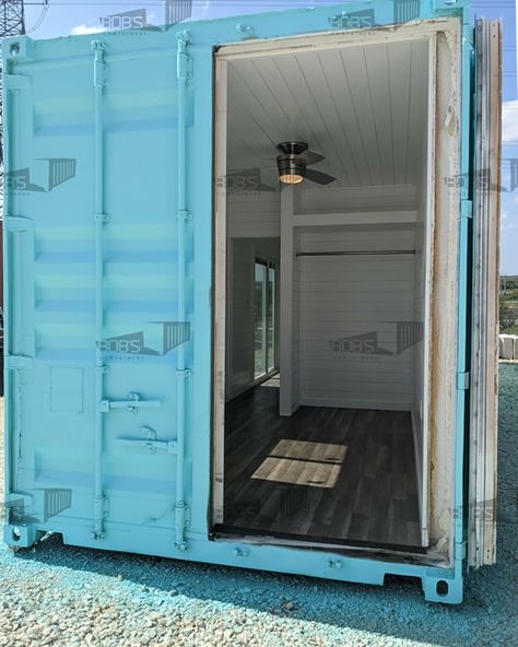 Bob’s Containers sells DIY Container Home Kits from $17,500 or even less! 20-foot Container Home Kits start at $17,500. 40-foot kits are from $27,000. If you start with a used container, they cost even less. You can contact them for what is available. They will even work with you on financing. They have in-house financing and work with your own third-party financing. Fireplace Bedroom Decor, Diy Container Home, Shipping Container Sheds, Shipping Container Storage, Micro Living, Fireplace Bedroom, Buy Shipping Container, 20ft Shipping Container, Diy Container