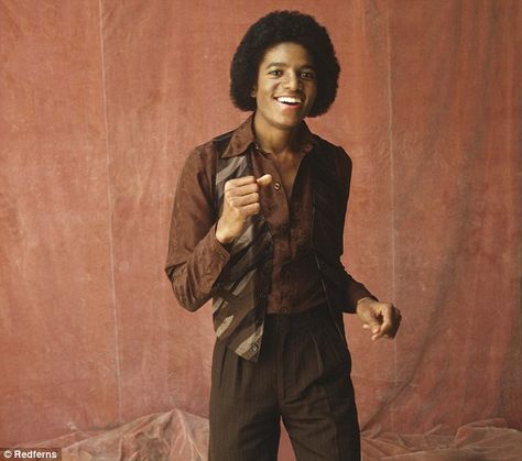 Off The Wall wads made when Michael Jackson, pictured, was just 20 and wanted greater crea... Young Michael Jackson, Jaewon One, Joseph Jackson, Vintage Black Glamour, King Of Pop, King Of Music, Paris Jackson, Jackson Family, Jackson 5