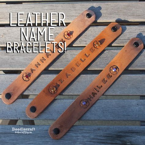 Stamped Leather Name Bracelets! Diy Leather Stamp, Dreaming Outloud, Things For Christmas, Leather Braclet, Sewing Scrapbook, Leather Bracelet Tutorial, Stud Belt, Diy Leather Bracelet, Diy Jewelry Rings