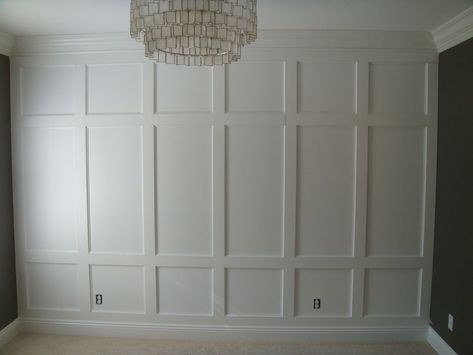 Full Wall Wainscoting, Wall Wainscoting Ideas, Millwork Ideas, Wall Wainscoting, Batten Diy, Panelling Ideas, Wainscoting Hallway, Wainscoting Kitchen, Wainscoting Ideas