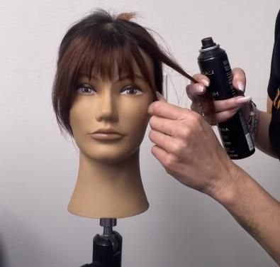 Hairstyles With Bangs For Thinning Hair, Bottleneck Bangs For Fine Hair, Bangs For Fine Thinning Hair, Short Bangs Style, Short Bottleneck Bangs, Bottleneck Bangs Tutorial, How To Put Bangs Back Hairstyles, Styling Bottleneck Bangs, Bottleneck Bob Haircut