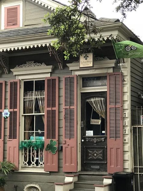 New Orleans Cottage Interiors, Clerestory House, New Orleans Interior Design, French Quarter Decor, New Orleans Mansion, Old House Decorating, New Orleans Style Homes, New Orleans Apartment, French Quarter Restaurants